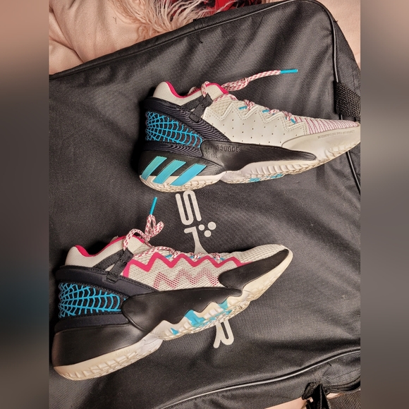 Adidas Shoes Spider Gwen Adidas Limited Edition With Box Poshmark